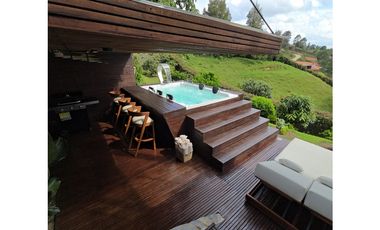 VENTA DE CASA CAMPESTRE CON CASA MAYORDOMO EN UNIDAD EN SAN VICENTE