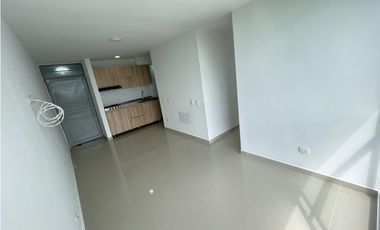 SE ARRIENDA APARTAMENTO EN AVENIDA CENTENARIO NORTE