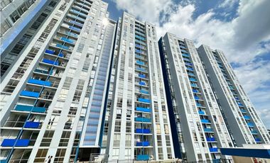 SE ARRIENDA APARTAMENTO EN AVENIDA CENTENARIO NORTE