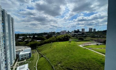 SE ARRIENDA APARTAMENTO EN AVENIDA CENTENARIO NORTE