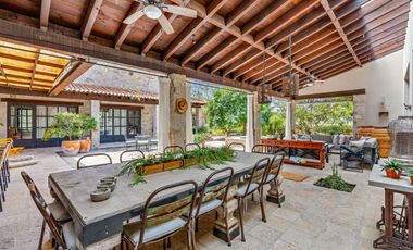 Casa en venta en viñedo exclusivo Santísima Trinidad – Cerca de San Miguel