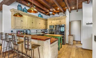 Casa en venta en viñedo exclusivo Santísima Trinidad – Cerca de San Miguel