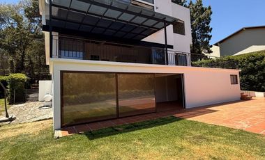 Hermosa Casa en Venta , Avandaro