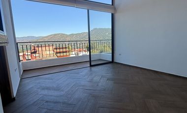 Hermosa Casa en Venta , Avandaro