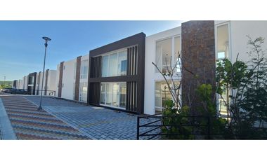 Renta dpto de 2 habitaciones Urb. PortoManta sector sur vía san Mateo.