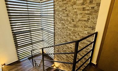 Residencia en Venta Fracc. Rincón de los Encinos Saltillo