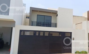 Casa nueva en venta ubicada en Palma Estrella, en Fracc. Real de Palmas, en la ciudad de Coatzacoalcos, Veracruz.