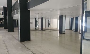 BAJA DE PRECIO:   ESTUPENDO Y MUY AMPLIO LOCAL EN RENTA EN CHIMALISTAC