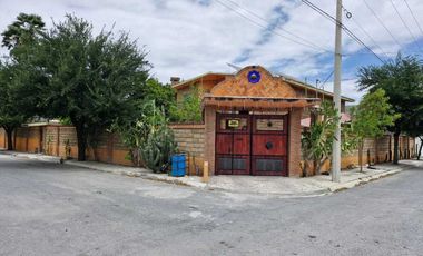 HERMOSA CASA ESTILO HACIENDA, EN PORTAL DEL NORTE
