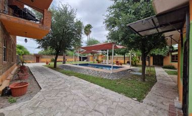 HERMOSA CASA ESTILO HACIENDA, EN PORTAL DEL NORTE