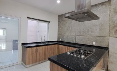 Venta de Casa de 1 planta, 3 Recámaras al Norte de Villa de Álvarez