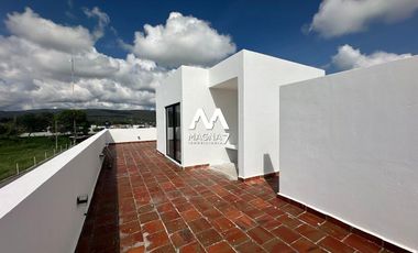 CASA EN RENTA EN PARQUES VALLARTA