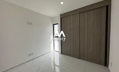 CASA EN RENTA EN PARQUES VALLARTA