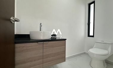CASA EN RENTA EN PARQUES VALLARTA