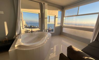 Oceanview Studio for rent with a jacuzzi tub at Costa Hermosa area near K38 surf