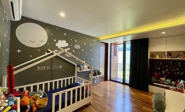 CASA EN VENTA DENTRO DE FRACCIONAMIENTO RESERVA REAL VALLE REAL ZAPOPAN