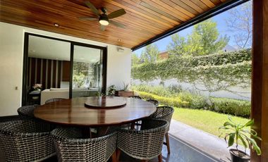 CASA EN VENTA DENTRO DE FRACCIONAMIENTO RESERVA REAL VALLE REAL ZAPOPAN