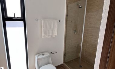 Estrena casa en Residencial Lago Esmeralda