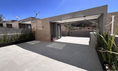 Estrena casa en Residencial Lago Esmeralda