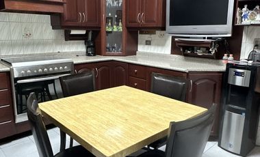 CASA EN VENTA EN SAN NICOLAS