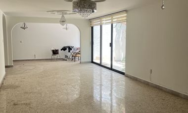 Casa para oficinas en Av Guanajuato