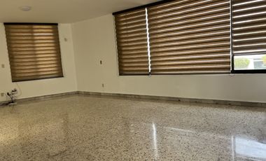 Casa para oficinas en Av Guanajuato