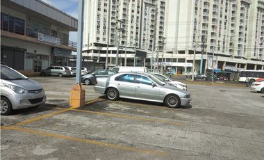 ALQUILO LOCAL PLAZA FUTURO PLANTA BAJA