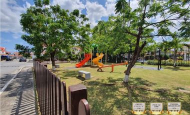 Venta de Casa Marsella Esquinera con CBE Quintas de Versalles