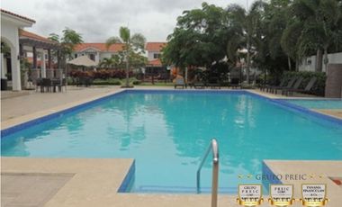 Venta de Casa Marsella Esquinera con CBE Quintas de Versalles