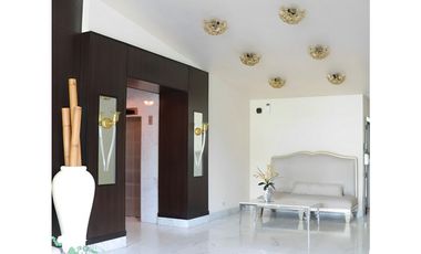 Venta de Apartamento en Costa del Este PH Costa Real