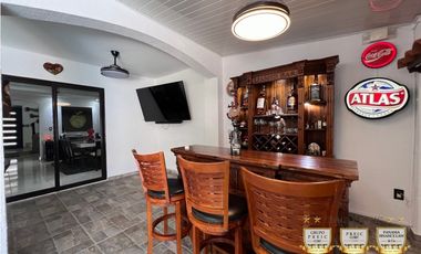 Venta de Casa Modelo Lyon con Piscina Versalles 1 Panamá