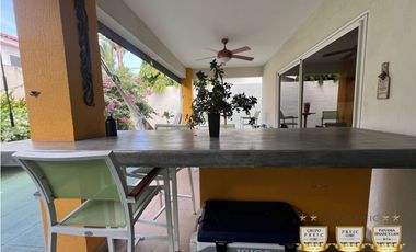 Venta de Casa Marsella Plus  Esquinera en Reserva de Versalles