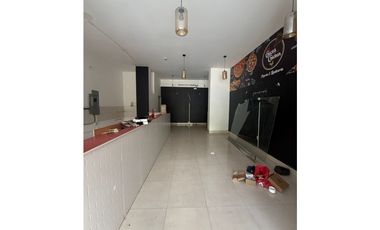 LA PULIDA / LOCAL COMERCIAL / PLANTA BAJA / 79M2