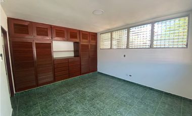 LAS CUMBRES / 790M2 /  PISCINA / TERRAZA / 4 HABITACIONES