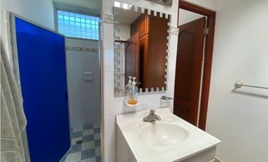 LAS CUMBRES / 790M2 /  PISCINA / TERRAZA / 4 HABITACIONES