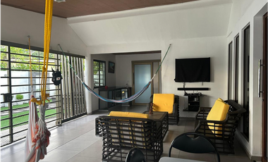 CHANIS / 271M / TERREZA / 3 HABITACION / 4 PARKING / PATIO