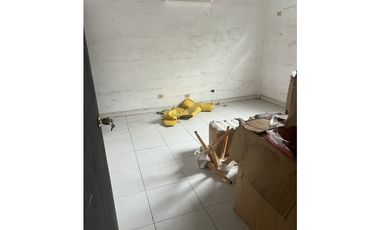 LOCAL COMERCIAL / CARRASQUILLA  / 512M2 / BODEGA