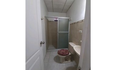 VENDO CASA EN LA CHORRERA VALLE DORADO 4R