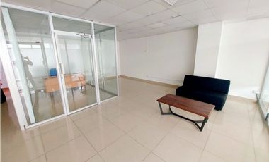 ALQUILER OFICINA CÉNTRICA Y MODERNA EN EL CARMEN
