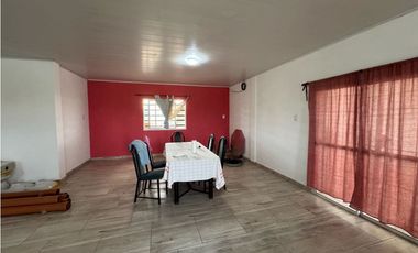 Vendo Casa en Lote de 3 Has en Herrera, Entre Ríos.