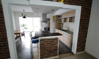 PH  4 AMB. primer piso por escalera - AV. LIBERTAD 3547 - LA PERLA