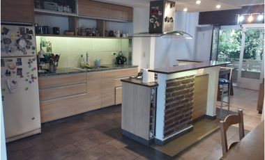 PH  4 AMB. primer piso por escalera - AV. LIBERTAD 3547 - LA PERLA