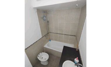 PH  4 AMB. primer piso por escalera - AV. LIBERTAD 3547 - LA PERLA