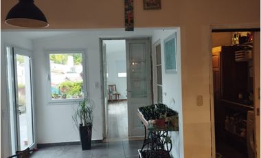 PH  4 AMB. primer piso por escalera - AV. LIBERTAD 3547 - LA PERLA