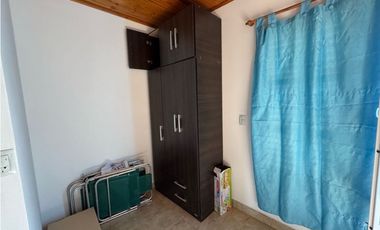 Vendo Casa en Frente a la Plaza de Pronunciamiento, Entre Ríos.