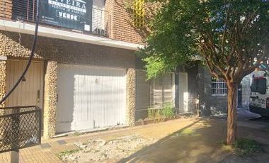 Departamento Tipo Casa en venta en Lanus Oeste