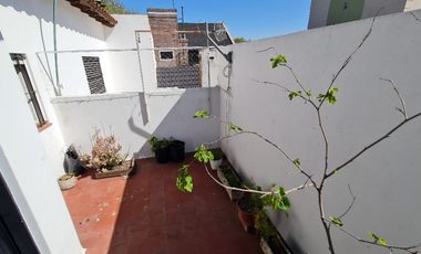 Departamento Tipo Casa en venta en Lanus Oeste