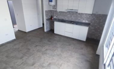 Departamento en alquiler en Villa Luzuriaga
