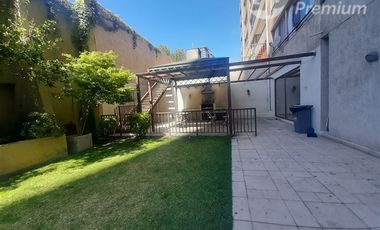 Departamento en Venta en A una cuadra del Metro Irarrázaval