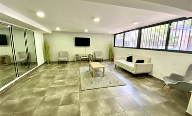 Departamento en Venta en Barrio Universitario / Metro Toesca / 2D 2B E y B en Santiago